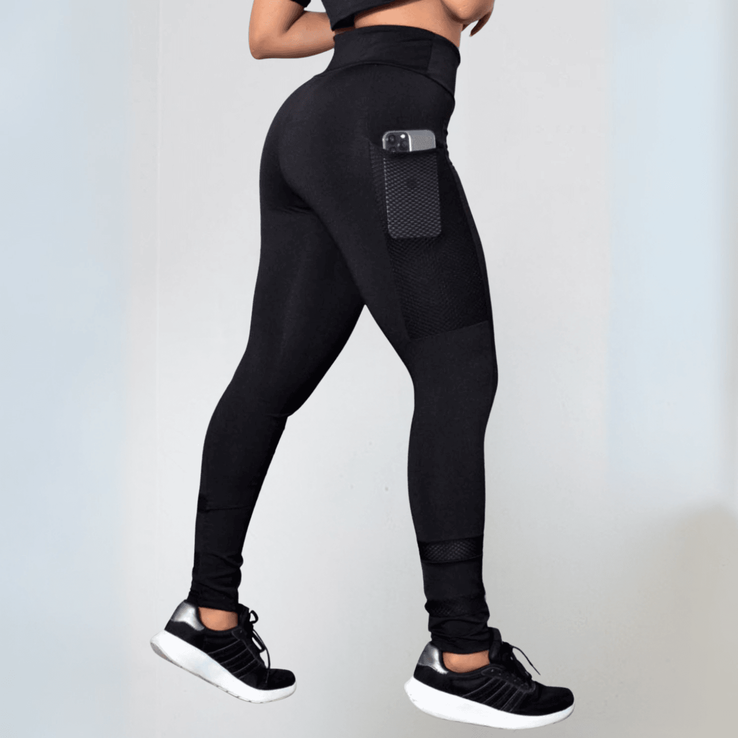 Calça Legging Fitness Preta com Bolso em Tela | REF: LX83 - ATIVA WEAR