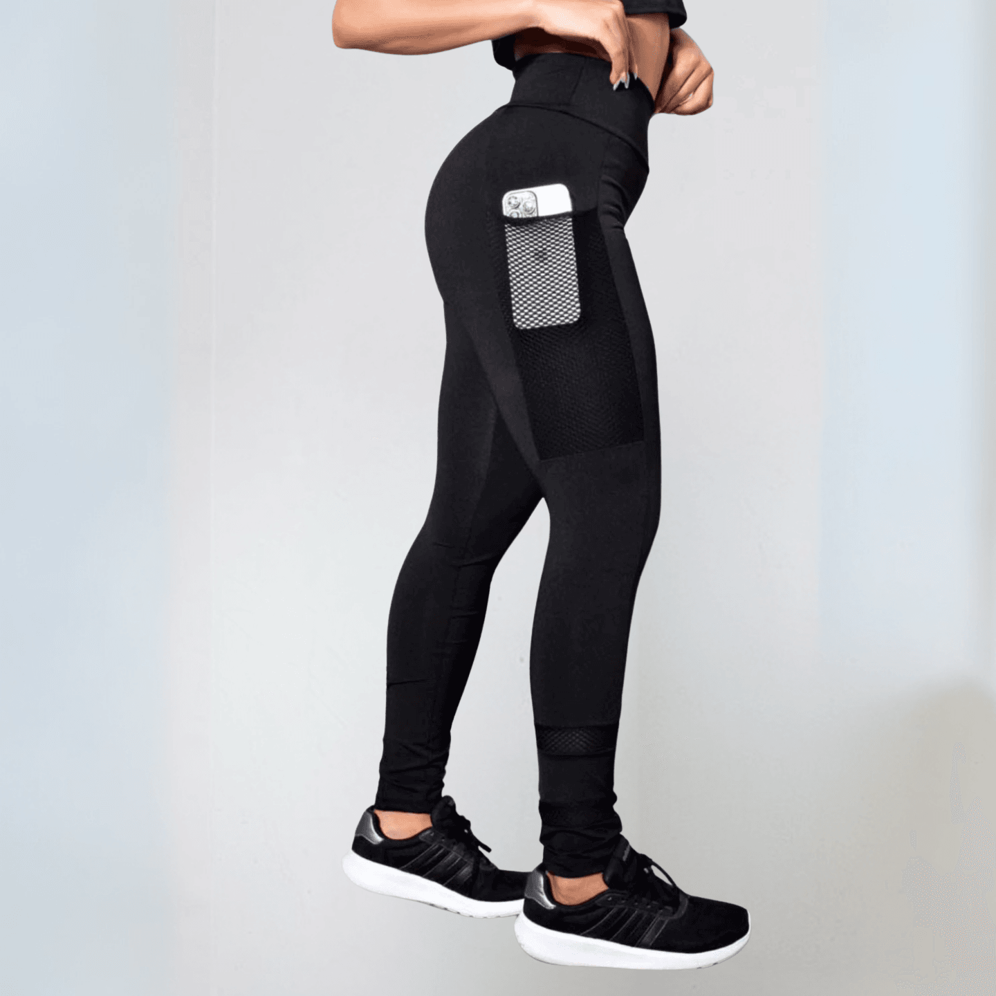 Calça Legging Fitness Preta com Bolso em Tela | REF: LX83 - ATIVA WEAR